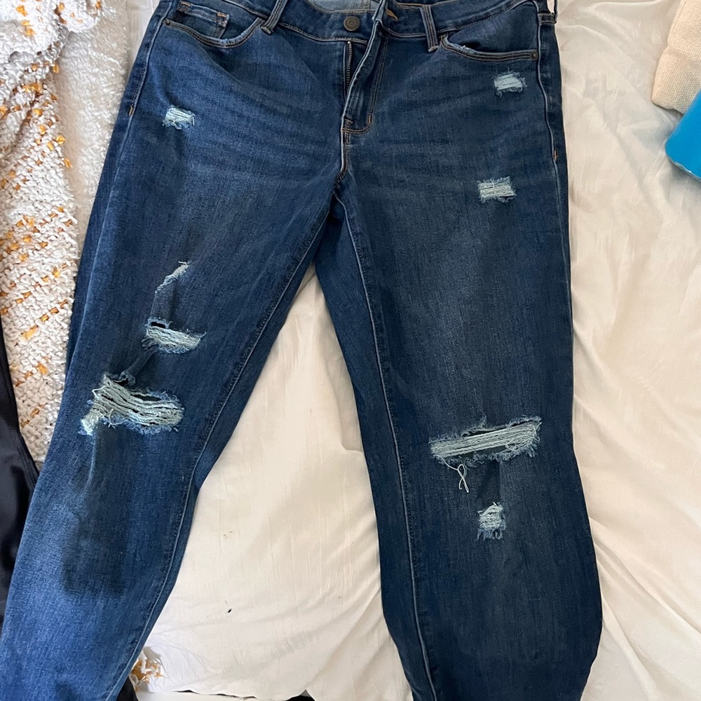 Old navy straight leg ripped jeans